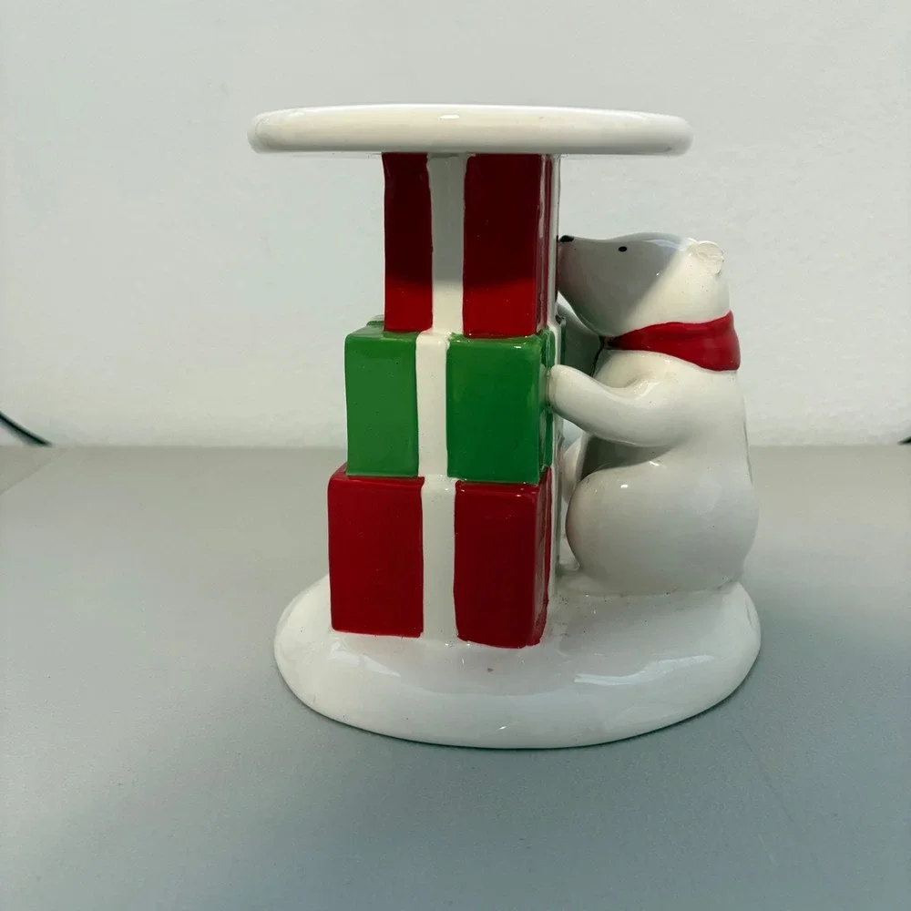Bath & Body Works Polar Bear Penguin  Gift 3-Wick Candle Pedestal Holder XMAS